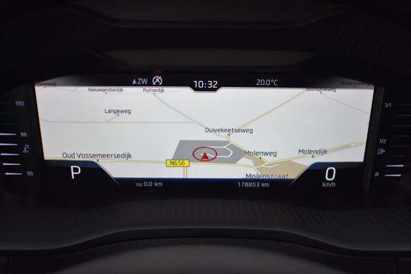 Škoda Karoq 1.5 TSI ACT | VIRTUAL COCKPIT | STOELVERWARMING | CAMERA | NAP | CANTON | SFEERVERLICHTING