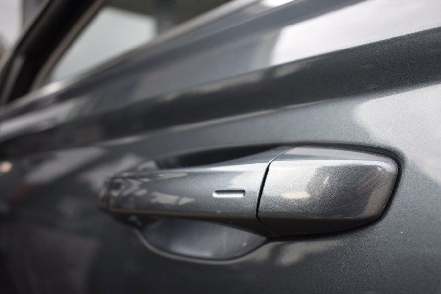 Škoda Karoq 1.5 TSI ACT | VIRTUAL COCKPIT | STOELVERWARMING | CAMERA | NAP | CANTON | SFEERVERLICHTING