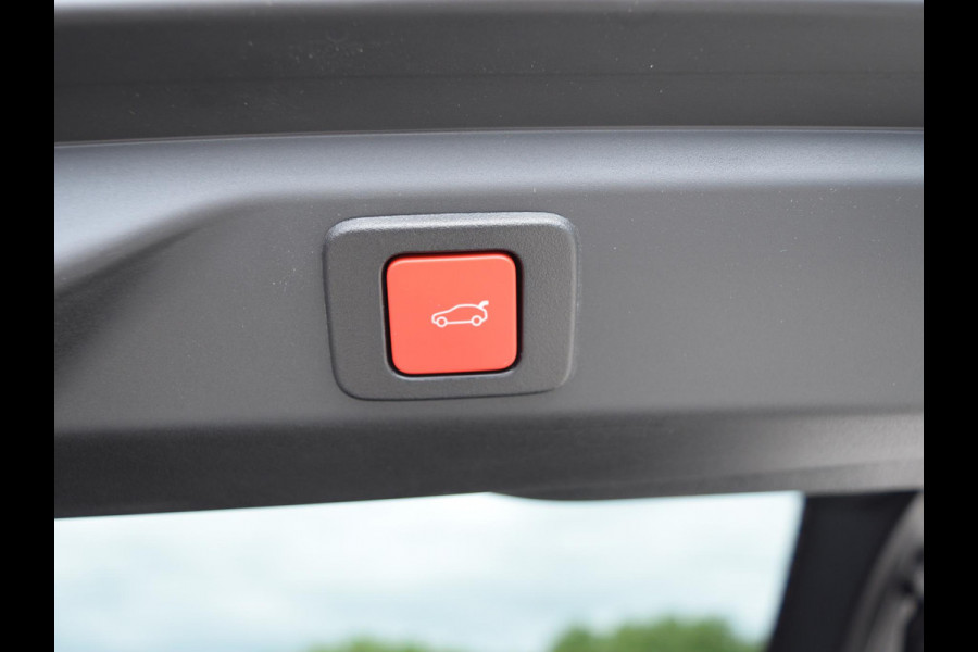 Peugeot 3008 1.2 Hybrid 145 GT UIT VOORRAAD LEVERBAAR