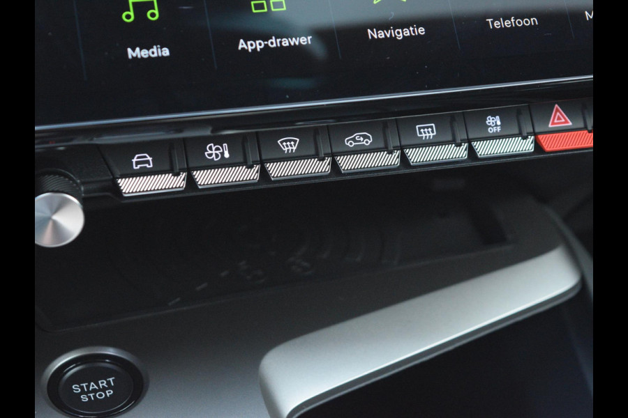 Peugeot 408 1.2 GT Exclusive Hybrid 145 UIT VOORRAAD LEVERBAAR