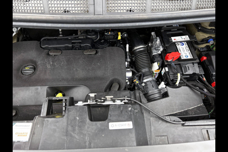 Opel Vivaro 2.0 180PK L3 Automaat Dubbele Cabine 2 schuifdeuren Android Auto/Apple CarPlay Navigatie Keyless Entry&Start Climate Control Camera Cruise Control Houten afwerking laadruimte Trekhaak lichtmetalen velgen