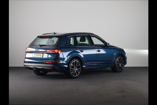 Audi Q7 55 TFSI e quattro Pro Line 367pk | Trekhaak | Parkeerkcamera | Elektrisch verstelbare voorstoelen | 21 inch Lichtmetalen velgen