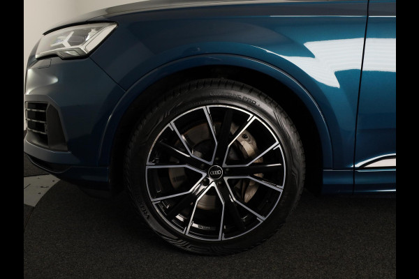 Audi Q7 55 TFSI e quattro Pro Line 367pk | Trekhaak | Parkeerkcamera | Elektrisch verstelbare voorstoelen | 21 inch Lichtmetalen velgen
