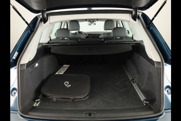 Audi Q7 55 TFSI e quattro Pro Line 367pk | Trekhaak | Parkeerkcamera | Elektrisch verstelbare voorstoelen | 21 inch Lichtmetalen velgen