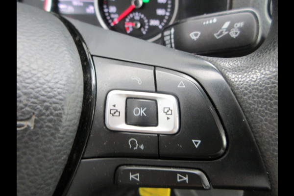Volkswagen Crafter 35 2.0 TDI ,euro 6 ,automaat, camera ,navigatie, L3H2 (L2H1) trekhaak