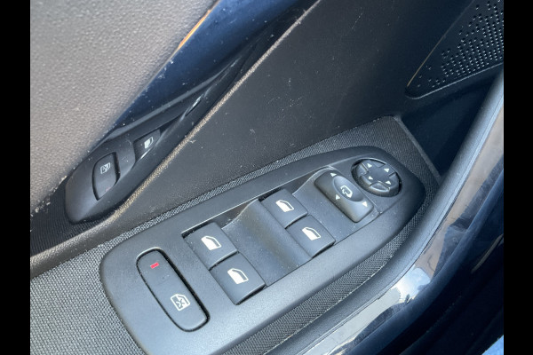 Peugeot 208 1.2 Injectie Allure Carplay Clima Cruise Orig.NL Voll.Onderh. Blue Lease