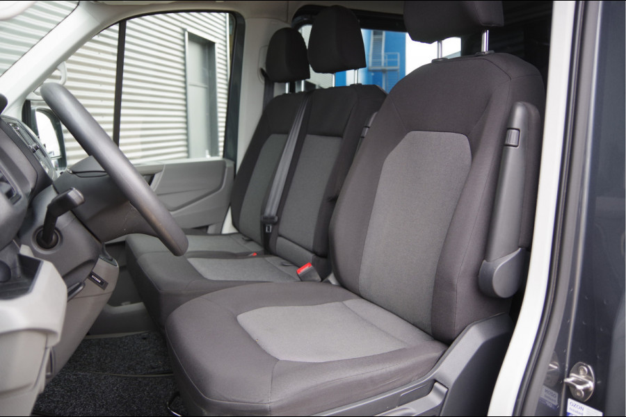 Volkswagen Crafter 2.0 TDI L3H2(L2H1) 177PK AUT. DC-6P, CAMERA, TREKHAAK, CRUISE, CARPLAY, AIRCO, PARKEERSENSOREN, DUBBELE CABINE, DUBBEL CABINE, N
