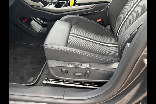 Ford Capri Select Extended Range RWD 77 kWh Navigatie | Achteruitrijcamera | Winterpack | Comfort pack 1 | Massage Stoel | Achteruitrijcamera