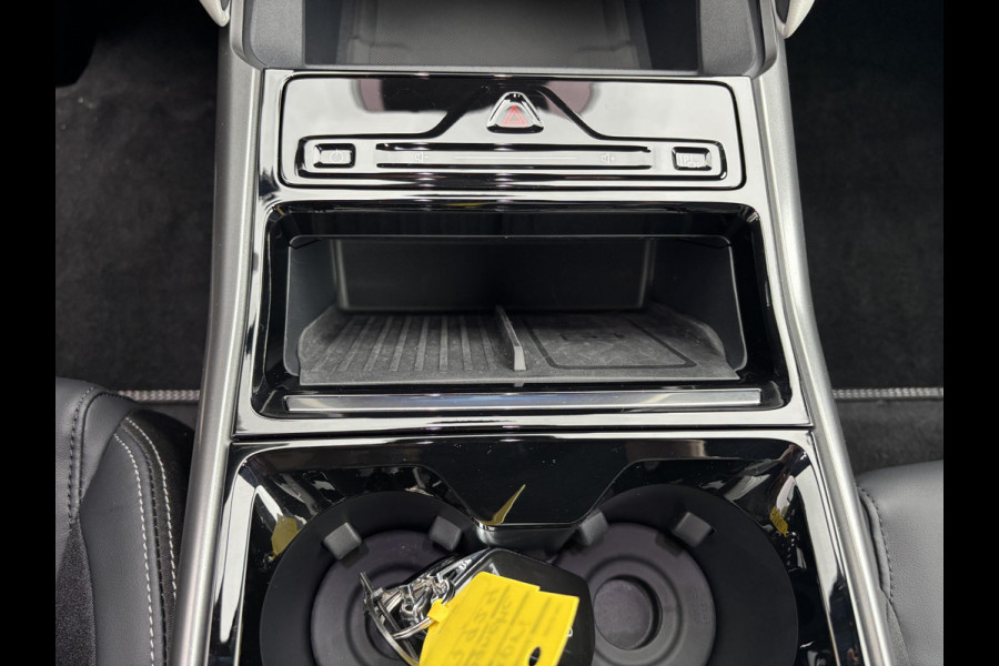 Ford Capri Select Extended Range RWD 77 kWh Navigatie | Achteruitrijcamera | Winterpack | Comfort pack 1 | Massage Stoel | Achteruitrijcamera