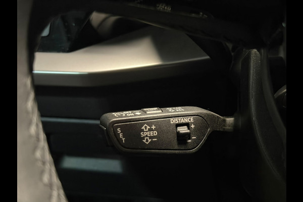 Audi A3 Sportback 35 TFSI S edition LED ACC LED CarPlay Navi