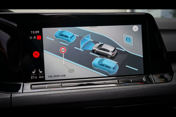 Volkswagen Golf 8 VIII GTE AUTOMAAT|ACC|AMBIANCE|CAMERA|CARPLAY|IQ LIGHT|KEYLESS|MODE|PANORAMA|TREKHAAK