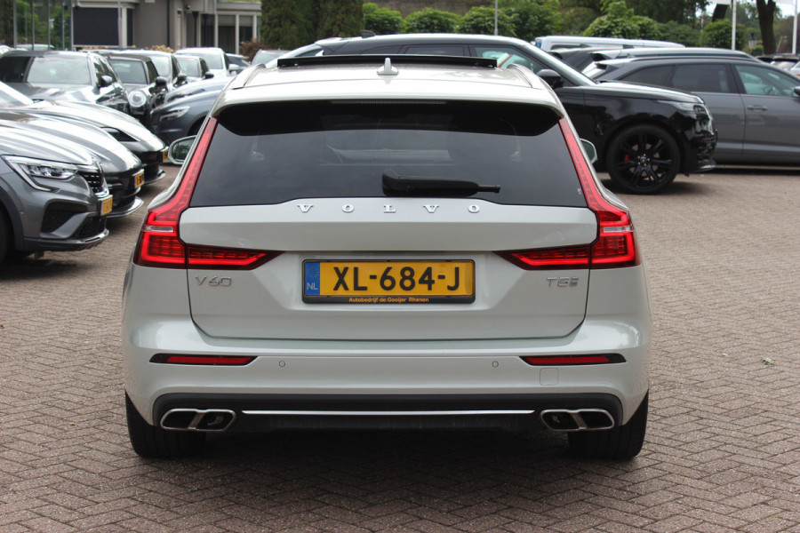 Volvo V60 2.0 T5 Inscription / Panoramadak / CarPlay / Parkeerhulp V+A / Harman Kardon / Leder / 18'' / Getint glas / Stoelverwarming / DAB / Adaptive Cruise Control