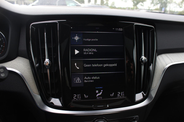 Volvo V60 2.0 T5 Inscription / Panoramadak / CarPlay / Parkeerhulp V+A / Harman Kardon / Leder / 18'' / Getint glas / Stoelverwarming / DAB / Adaptive Cruise Control