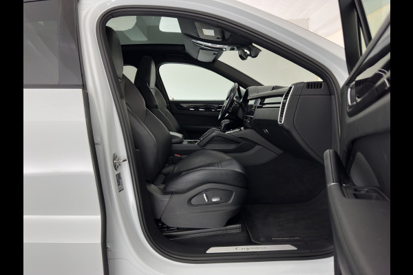 Porsche Cayenne Coupé 3.0 E-Hybrid (Plug-in) {SoH-100%} Aut. *PANO | SPORT-CHRONO | LEATHER | BOSE-AUDIO | FULL-LED | TOPVIEW | AIRSUSPENSION | DIGI-COCKPIT | HEATED-SPORTSEATS | DAB | NAVI-FULLMAP | PRIVACY-GLASS | SHIFTPADDLES | ECC | PDC | HEAD