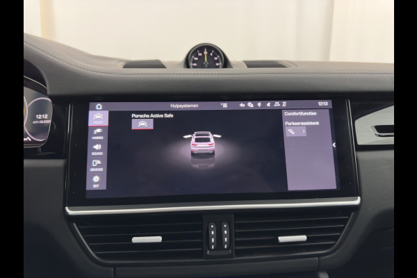 Porsche Cayenne Coupé 3.0 E-Hybrid (Plug-in) {SoH-100%} Aut. *PANO | SPORT-CHRONO | LEATHER | BOSE-AUDIO | FULL-LED | TOPVIEW | AIRSUSPENSION | DIGI-COCKPIT | HEATED-SPORTSEATS | DAB | NAVI-FULLMAP | PRIVACY-GLASS | SHIFTPADDLES | ECC | PDC | HEAD