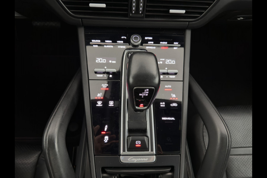 Porsche Cayenne Coupé 3.0 E-Hybrid (Plug-in) {SoH-100%} Aut. *PANO | SPORT-CHRONO | LEATHER | BOSE-AUDIO | FULL-LED | TOPVIEW | AIRSUSPENSION | DIGI-COCKPIT | HEATED-SPORTSEATS | DAB | NAVI-FULLMAP | PRIVACY-GLASS | SHIFTPADDLES | ECC | PDC | HEAD