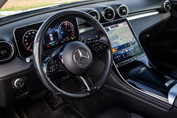 Mercedes-Benz C-Klasse Break C300e Business Line (PHEV) CARPLAY / CAMERA / LEER / PERFECT ONDERHOUDEN