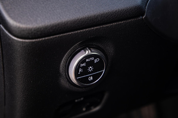 Mercedes-Benz C-Klasse Break C300e Business Line (PHEV) CARPLAY / CAMERA / LEER / PERFECT ONDERHOUDEN
