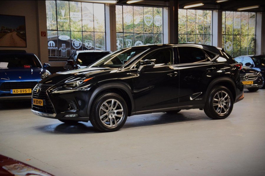 Lexus NX 300h AWD Business Line|Navi|Panoramadak|Leder|