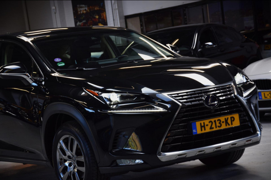 Lexus NX 300h AWD Business Line|Navi|Panoramadak|Leder|
