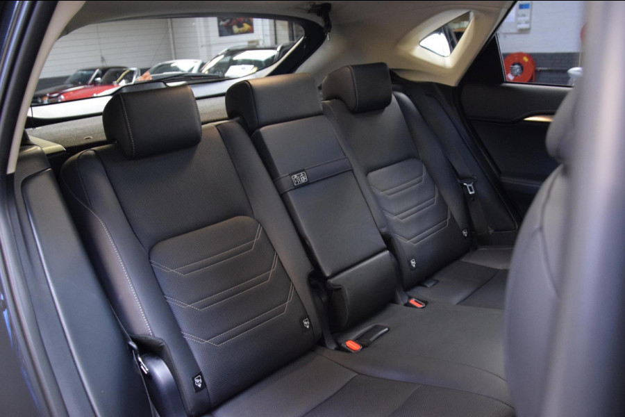 Lexus NX 300h AWD Business Line|Navi|Panoramadak|Leder|