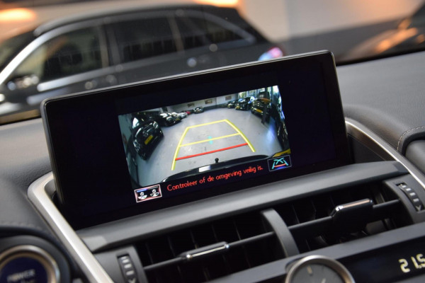 Lexus NX 300h AWD Business Line|Navi|Panoramadak|Leder|