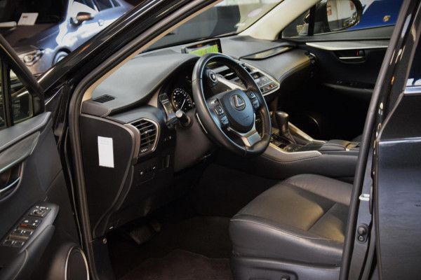 Lexus NX 300h AWD Business Line|Navi|Panoramadak|Leder|