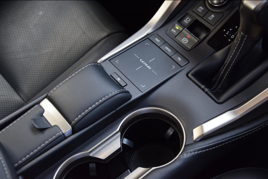 Lexus NX 300h AWD Business Line|Navi|Panoramadak|Leder|