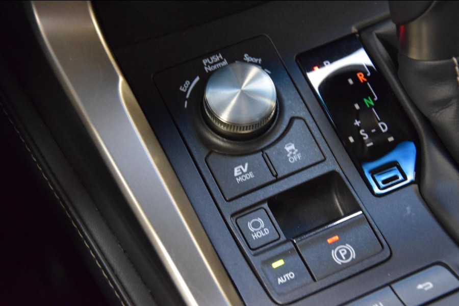Lexus NX 300h AWD Business Line|Navi|Panoramadak|Leder|