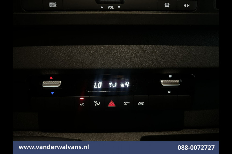 Mercedes-Benz Sprinter 315 CDI 150pk L3H2 Euro6 Airco | Camera | Apple Carplay | Chauffeursstoel Android Auto, Parkeersensoren, 270 Graden Achterdeuren, Bijrijdersbank
