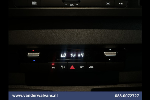 Mercedes-Benz Sprinter 315 CDI 150pk L3H2 Euro6 Airco | Camera | Apple Carplay | Chauffeursstoel Android Auto, Parkeersensoren, 270 Graden Achterdeuren, Bijrijdersbank