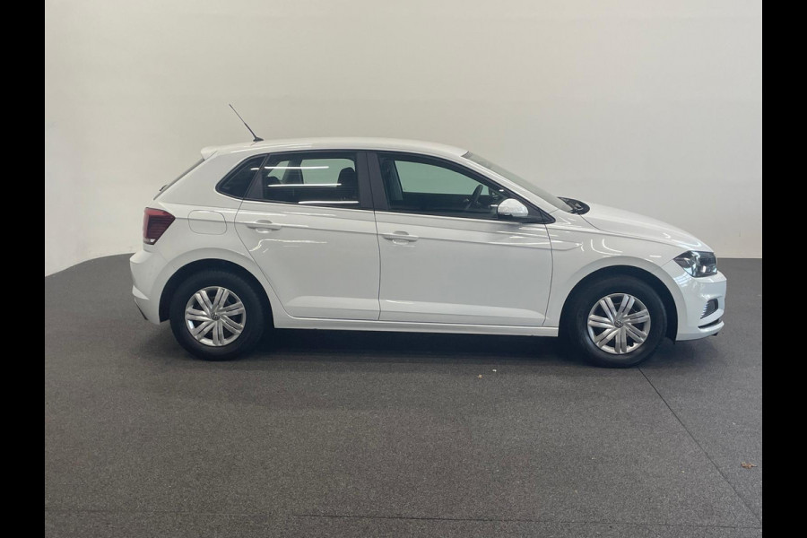 Volkswagen Polo 1.0 MPI Trendline Navigatie Airco Bluetooth auto