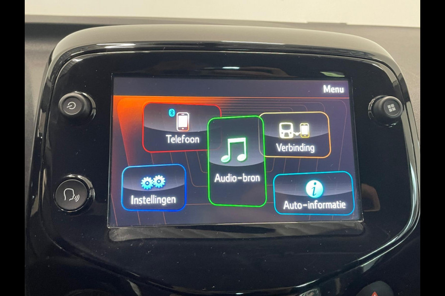 Citroën C1 1.0 VTi Feel | Airco | Navigatie | Apple Carplay/Android Auto | Achteruitrij camera | Leder | MF stuurwiel
