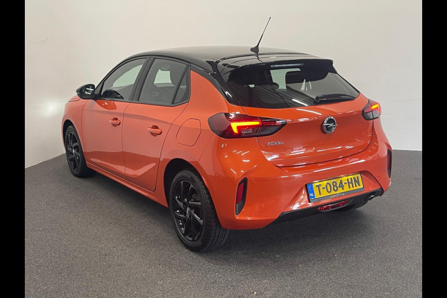 Opel Corsa 1.2 102pk GS Line Opel Corsa 1.2 GS Line | Navigatie | Apple Carplay/Android Auto | Airco | Cruise Control | Lichtmetalen velgen | Digitaal Dashboard | Sportstoelen