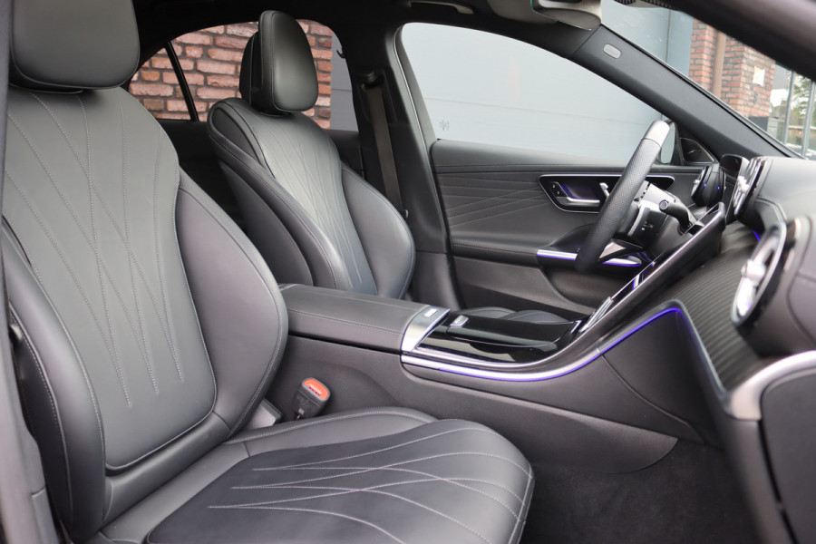 Mercedes-Benz C-Klasse 400 e 4MATIC AMG Line | Distronic+ | Panoramadak | Nappa Leder | Burmester | Memory | Digital Light | HUD | Verwarmd Stuurwiel | Keyless Go | Surround Camera |