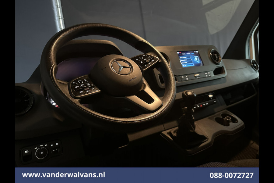 Mercedes-Benz Sprinter 315 CDI 150pk L3H2 Euro6 Airco | Camera | Apple Carplay | Chauffeursstoel Cruisecontrol, Android Auto, Stoelverwarming, 270 Graden Achterdeuren, Bijrijdersbank