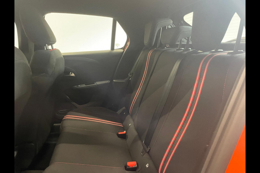 Opel Corsa 1.2 102pk GS Line Opel Corsa 1.2 GS Line | Navigatie | Apple Carplay/Android Auto | Airco | Cruise Control | Lichtmetalen velgen | Digitaal Dashboard | Sportstoelen