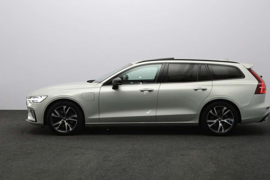 Volvo V60 2.0 T6 350 PK Recharge AWD R-Design PHEV, Panoramadak, 360 Camera, Memory