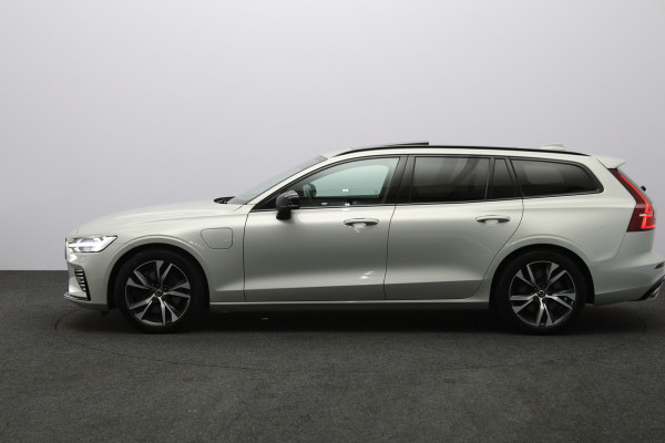 Volvo V60 2.0 T6 350 PK Recharge AWD R-Design PHEV, Panoramadak, 360 Camera, Memory