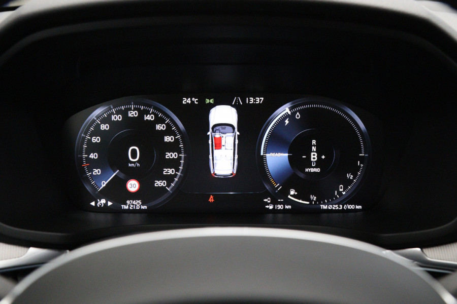 Volvo V60 2.0 T6 350 PK Recharge AWD R-Design PHEV, Panoramadak, 360 Camera, Memory