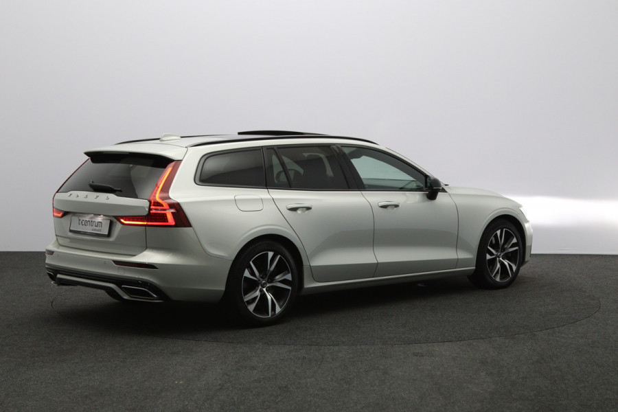 Volvo V60 2.0 T6 350 PK Recharge AWD R-Design PHEV, Panoramadak, 360 Camera, Memory