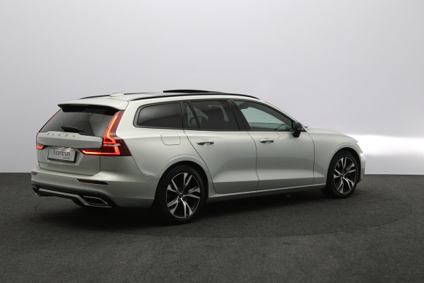 Volvo V60 2.0 T6 350 PK Recharge AWD R-Design PHEV, Panoramadak, 360 Camera, Memory