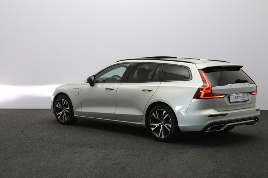 Volvo V60 2.0 T6 350 PK Recharge AWD R-Design PHEV, Panoramadak, 360 Camera, Memory