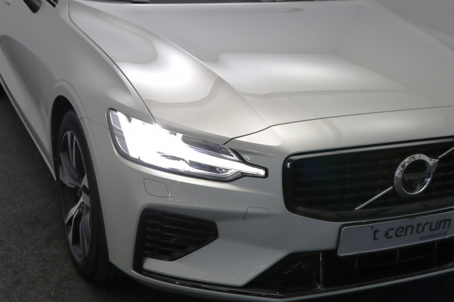 Volvo V60 2.0 T6 350 PK Recharge AWD R-Design PHEV, Panoramadak, 360 Camera, Memory