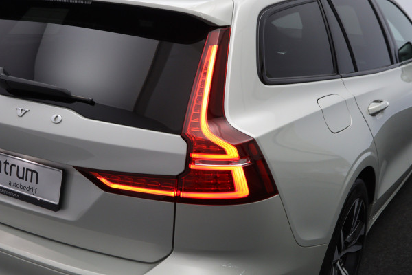 Volvo V60 2.0 T6 350 PK Recharge AWD R-Design PHEV, Panoramadak, 360 Camera, Memory