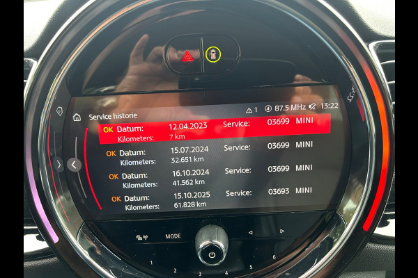 MINI Clubman 1.5 Cooper Business Edition LED Sport Stoelen Camera 1e EIG Nederlandse Auto