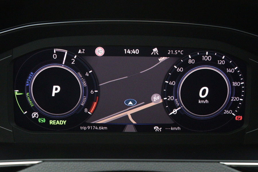Volkswagen Passat Variant 1.4 TSI 218 PK PHEV GTE Business, Winterpakket, Memory, Trekhaak