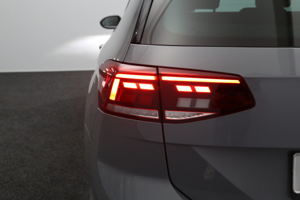 Volkswagen Passat Variant 1.4 TSI 218 PK PHEV GTE Business, Winterpakket, Memory, Trekhaak