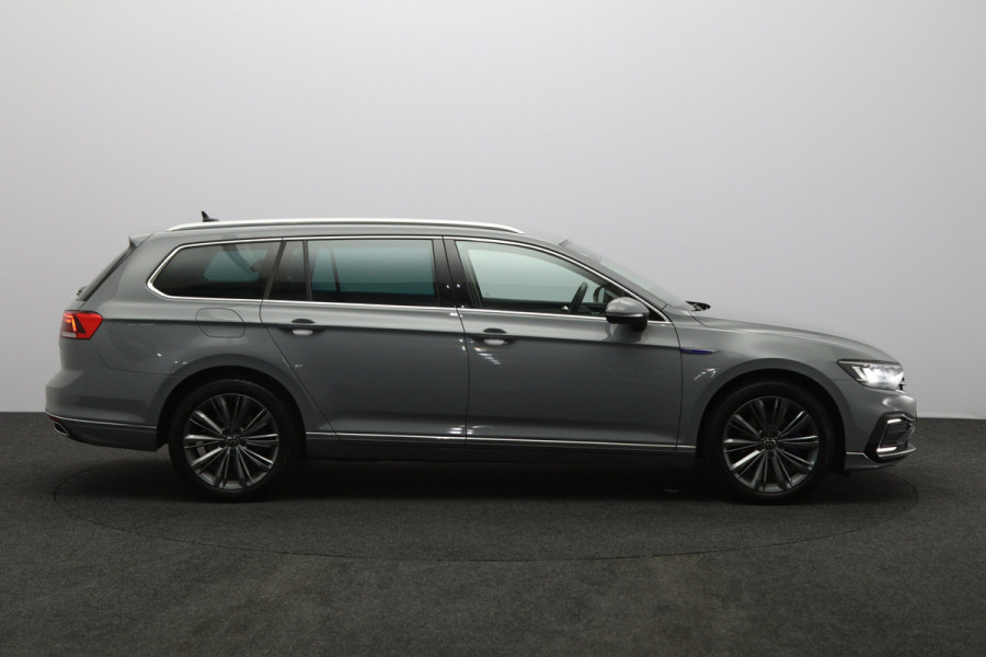 Volkswagen Passat Variant 1.4 TSI 218 PK PHEV GTE Business, Winterpakket, Memory, Trekhaak