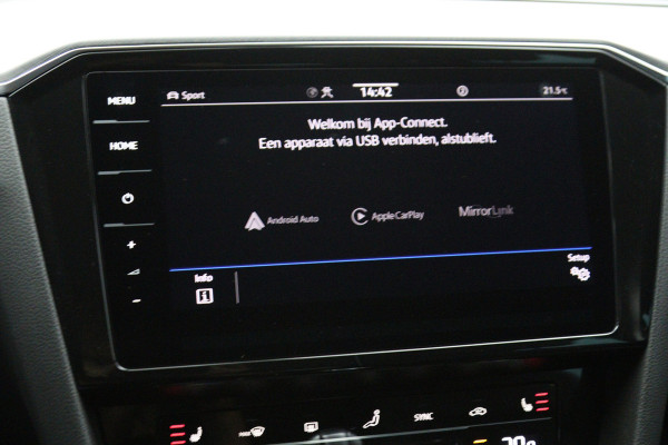 Volkswagen Passat Variant 1.4 TSI 218 PK PHEV GTE Business, Winterpakket, Memory, Trekhaak